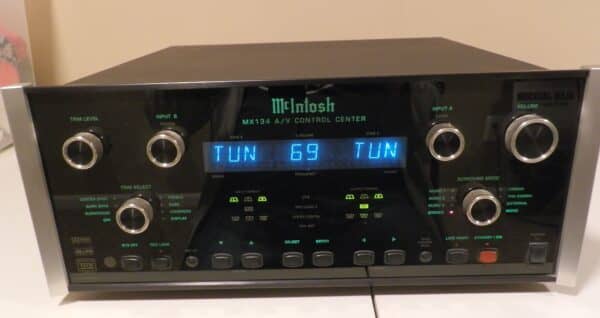 Mcintosh MX134 Front